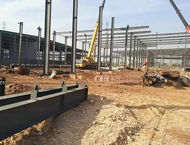 钢结构施工现场