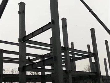钢结构施工现场