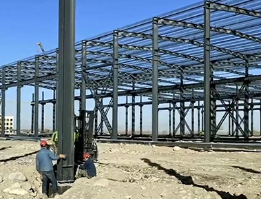 钢结构施工现场